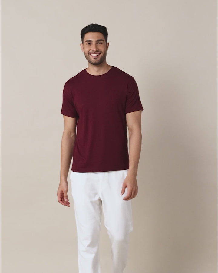 Wellbi Bamboo T-Shirt for Men with a breathable, soft fabric, offering comfort for gym workouts and casual outings.