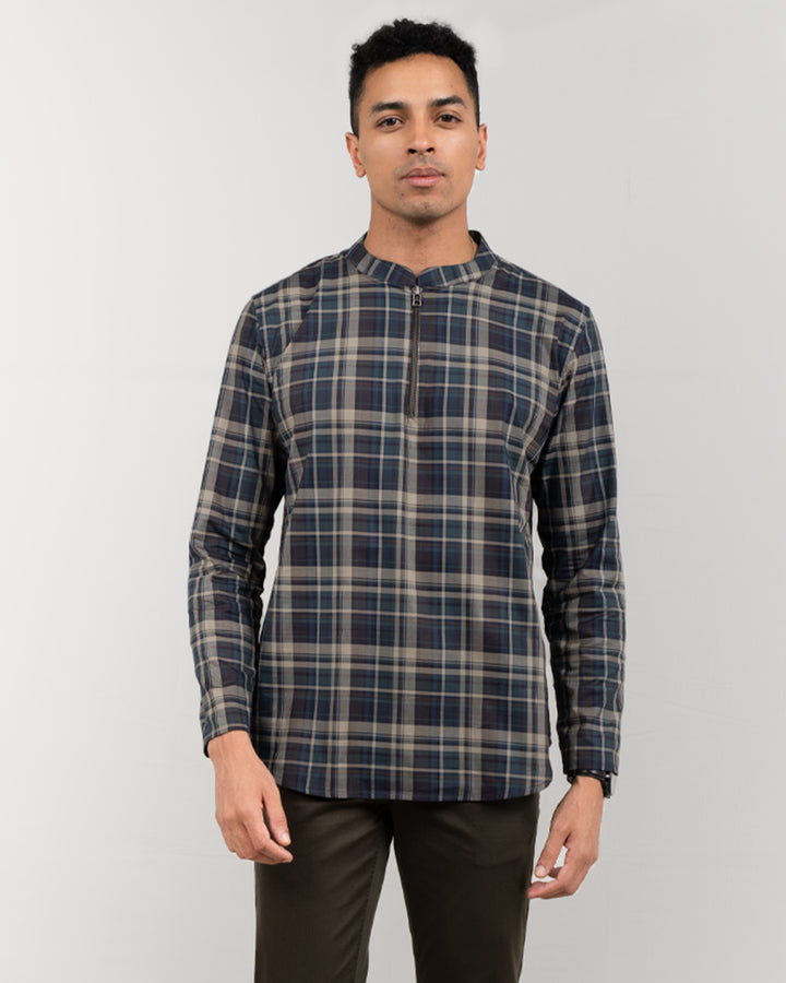 Modern stylish zipper front shirt for men, Stylish and functional zipper front shirt for men, combining modern design with comfort, casual wear