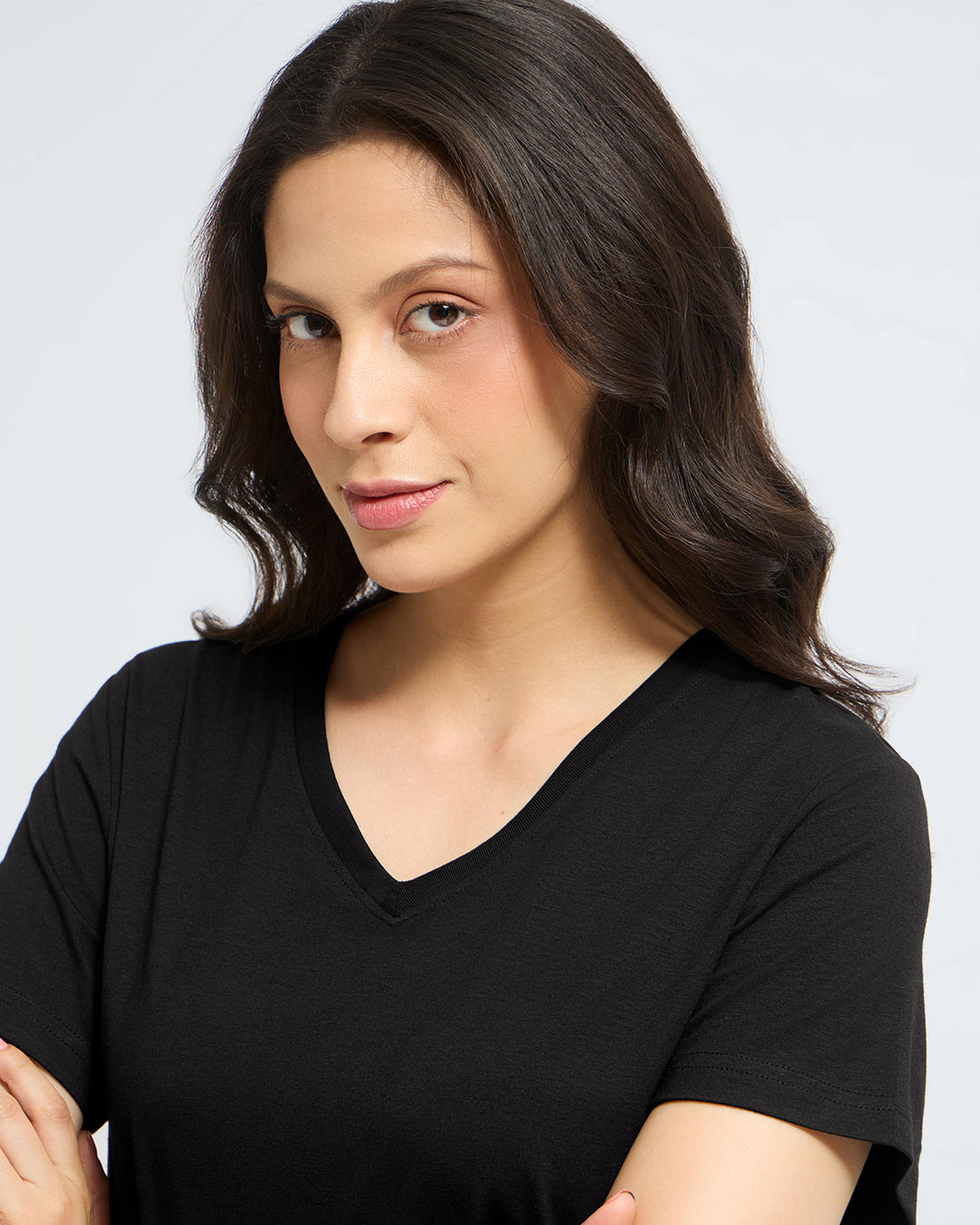 Bamboo V-Neck - Ebony